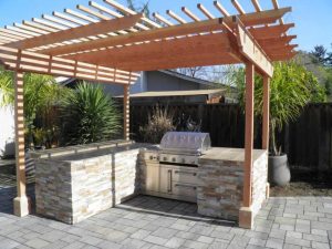 Outdoor Kitchen